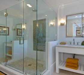 Keeping Bathtub Enclosures Looking New