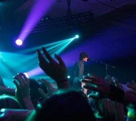 How to Become Popular in The Music Industry?