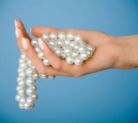 Tips One Should Know on How to Take Care of Pearls
