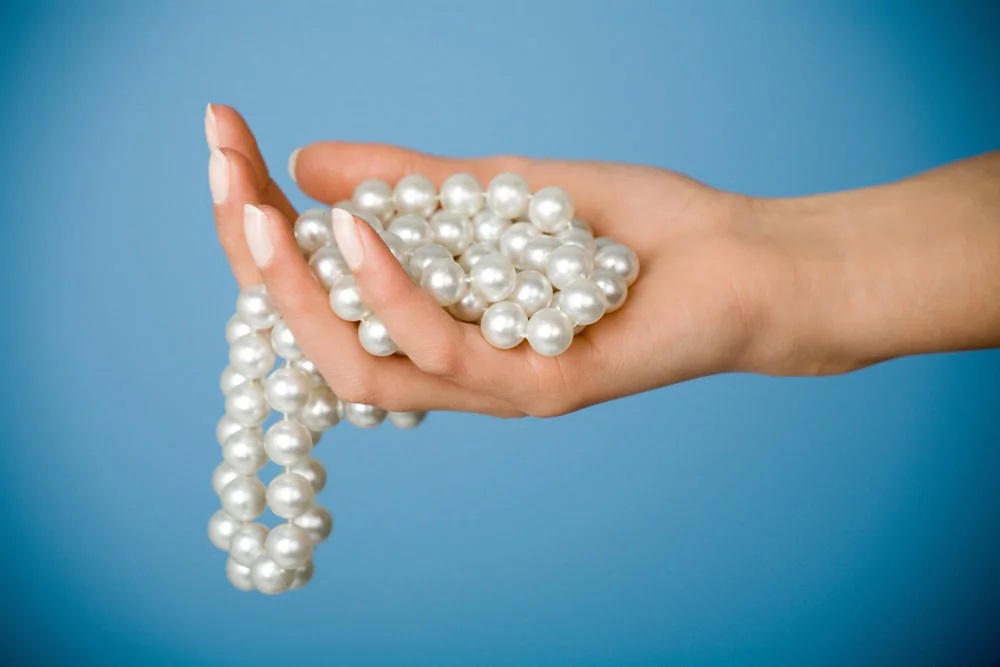 Tips One Should Know On How To Take Care Of Pearls - My Cn Know